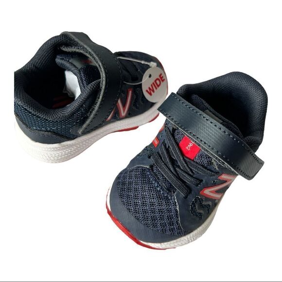 New Balance 519v1 Navy/Red Hook and Loop sneakers Size 2 Infant - Picture 1 of 3